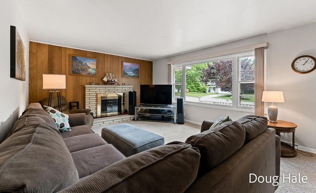 1674 Bonneville Drive, Norton Shores City, MI 49441