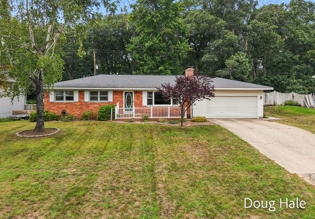 1674 Bonneville Drive, Norton Shores City, MI 49441