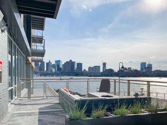 65 Lewis St 511, Boston, MA 02128