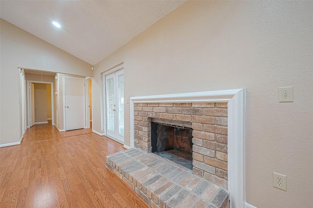 3231 E Heatherock Circle, Sugar Land, TX 77479