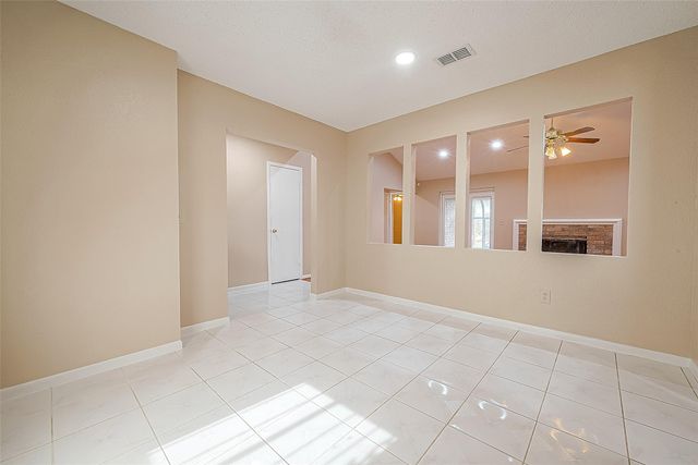 3231 E Heatherock Circle, Sugar Land, TX 77479