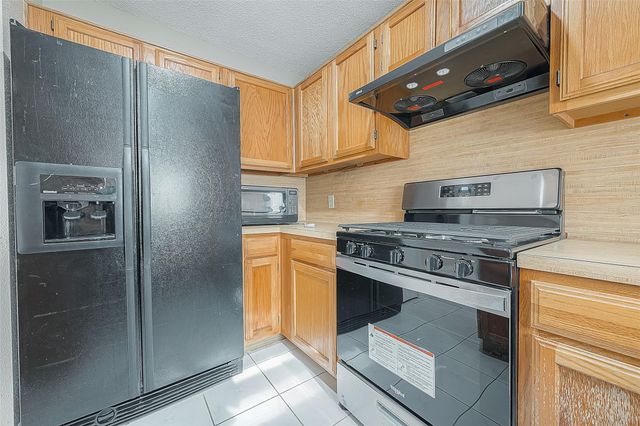 3231 E Heatherock Circle, Sugar Land, TX 77479