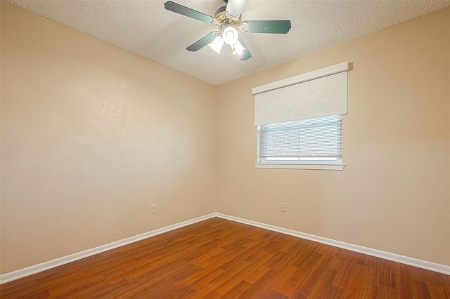 3231 E Heatherock Circle, Sugar Land, TX 77479