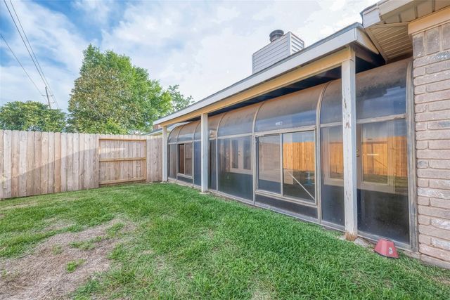 3231 E Heatherock Circle, Sugar Land, TX 77479