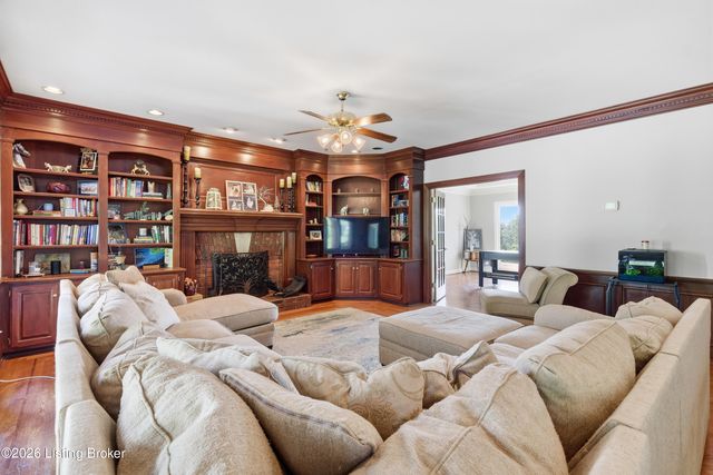 7304 Willow Gate Ct, Prospect, KY 40059