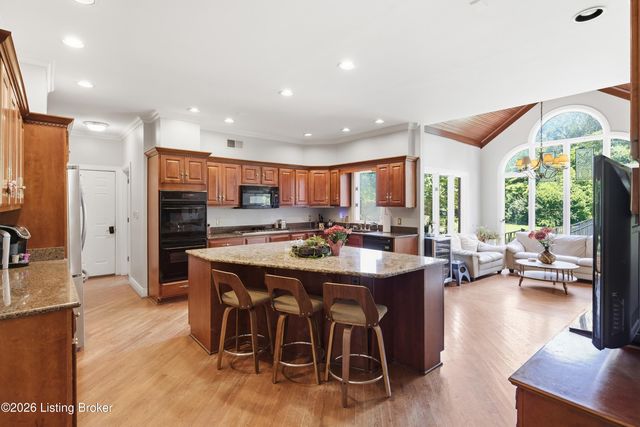 7304 Willow Gate Ct, Prospect, KY 40059