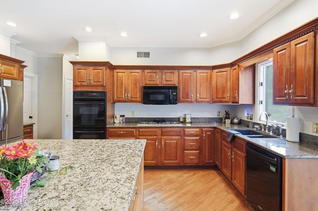 7304 Willow Gate Ct, Prospect, KY 40059