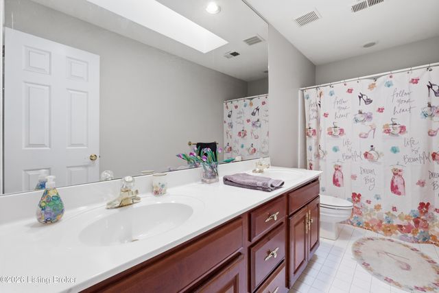 7304 Willow Gate Ct, Prospect, KY 40059
