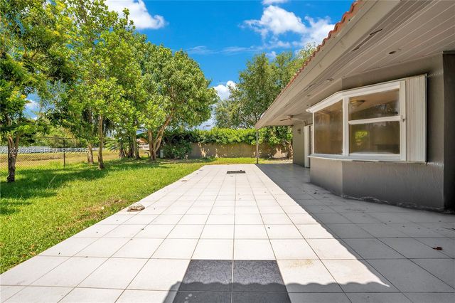 15241 SW 150th Street, Miami, FL 33196