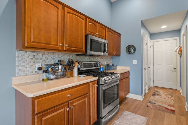 14 Hidden Valley Circle, Davenport, IA 52804