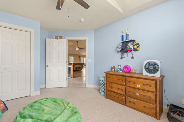 14 Hidden Valley Circle, Davenport, IA 52804