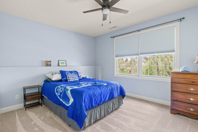 14 Hidden Valley Circle, Davenport, IA 52804
