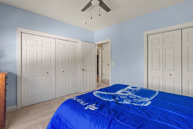 14 Hidden Valley Circle, Davenport, IA 52804