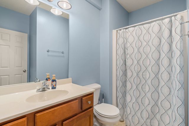 14 Hidden Valley Circle, Davenport, IA 52804