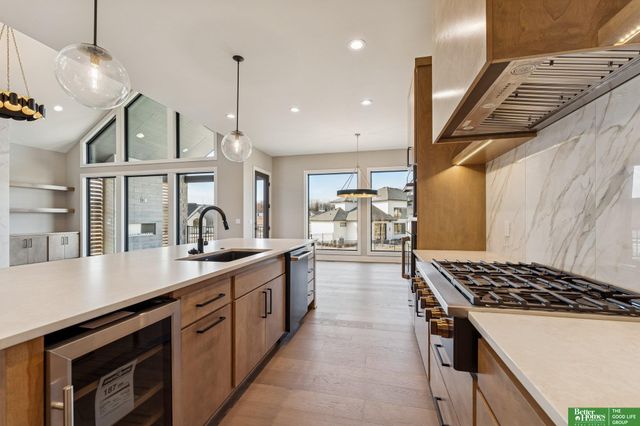 3538 S 210th Avenue, Elkhorn, NE 68022