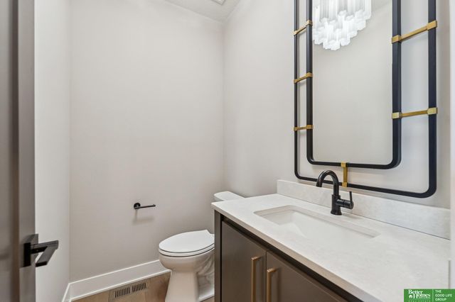 3538 S 210th Avenue, Elkhorn, NE 68022