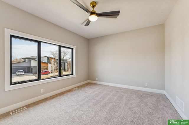 3538 S 210th Avenue, Elkhorn, NE 68022