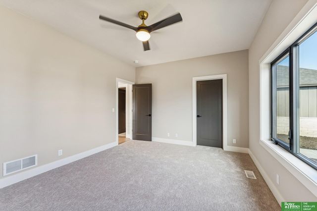 3538 S 210th Avenue, Elkhorn, NE 68022