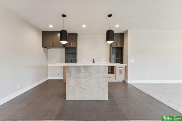 3538 S 210th Avenue, Elkhorn, NE 68022