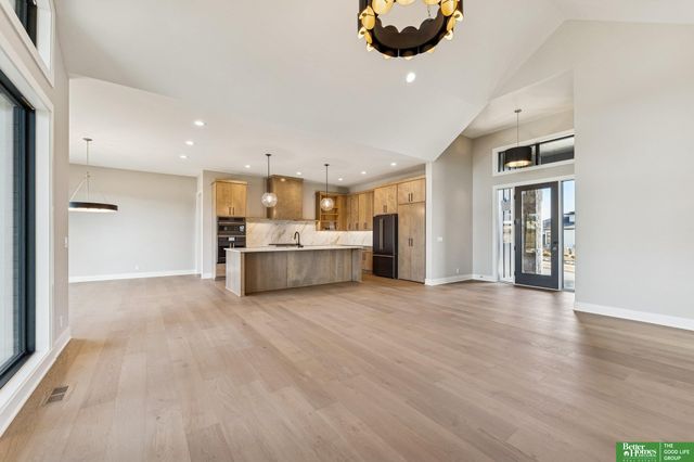 3538 S 210th Avenue, Elkhorn, NE 68022