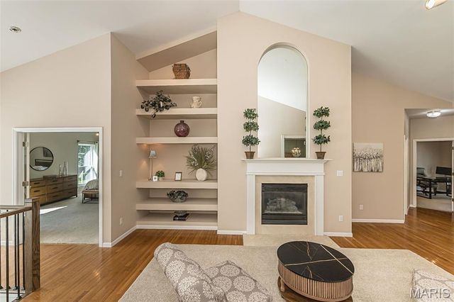 573 Castle Ridge Drive, Ballwin, MO 63021