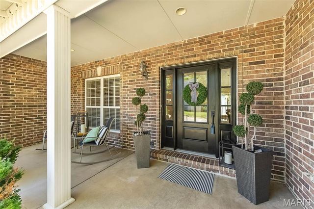 573 Castle Ridge Drive, Ballwin, MO 63021
