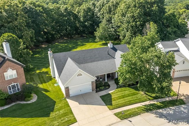 573 Castle Ridge Drive, Ballwin, MO 63021