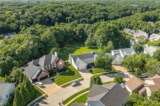 573 Castle Ridge Drive, Ballwin, MO 63021