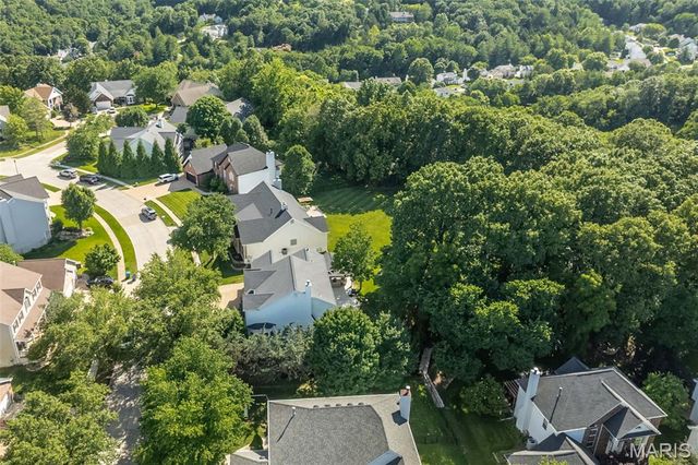 573 Castle Ridge Drive, Ballwin, MO 63021