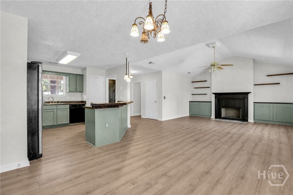 Image 24 of property listing at 129 Jennifer Circle, Rincon, GA 31326