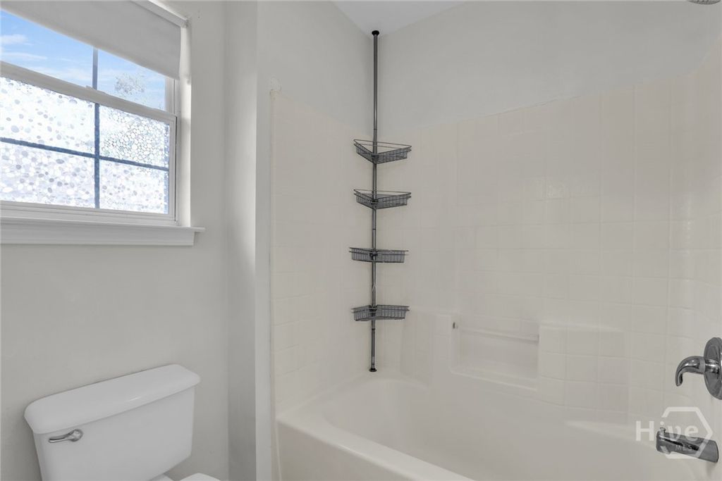Image 33 of property listing at 129 Jennifer Circle, Rincon, GA 31326
