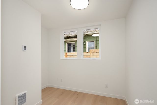 7334 25th Avenue NW, Seattle, WA 98117