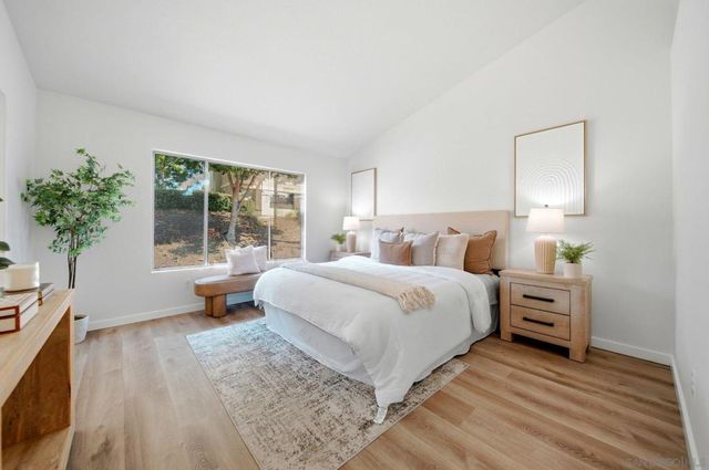 9525 Questa Pointe, San Diego, CA 92126