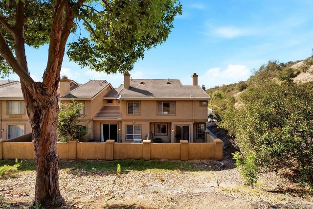 9525 Questa Pointe, San Diego, CA 92126