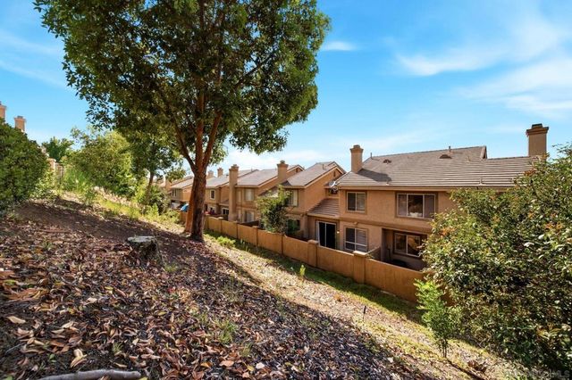 9525 Questa Pointe, San Diego, CA 92126