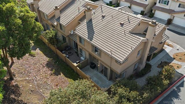 9525 Questa Pointe, San Diego, CA 92126