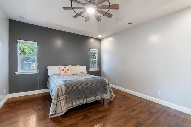 2899 Gunn Court, Redding, CA 96001