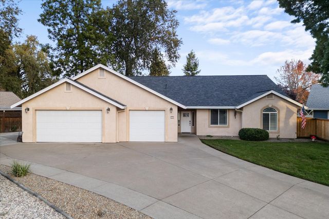 2899 Gunn Court, Redding, CA 96001