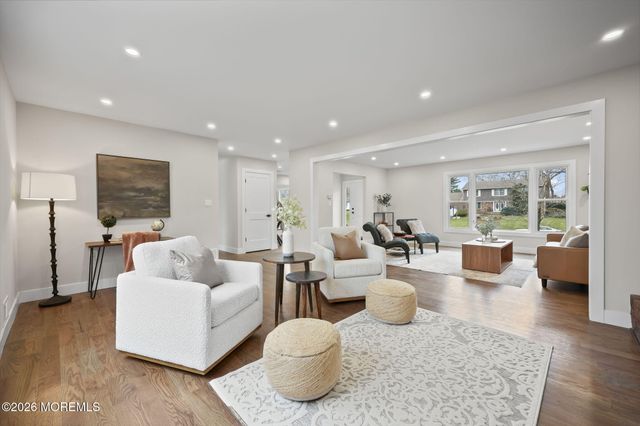 44 Sandpiper Drive, Manalapan, NJ 07726