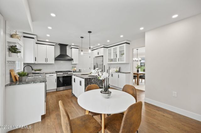 44 Sandpiper Drive, Manalapan, NJ 07726