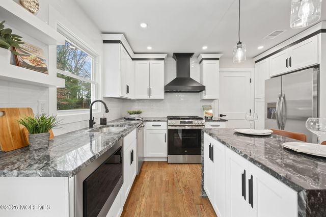 44 Sandpiper Drive, Manalapan, NJ 07726