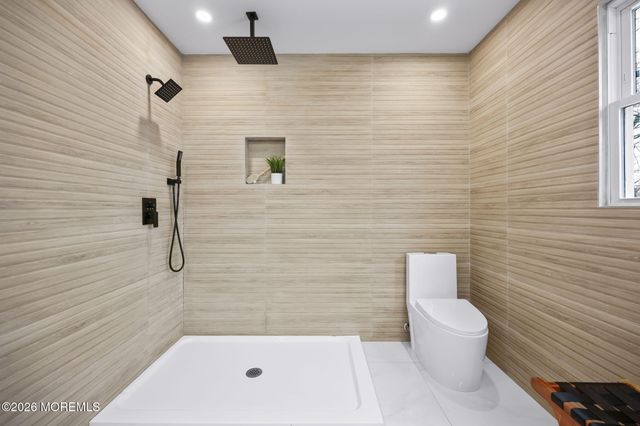 44 Sandpiper Drive, Manalapan, NJ 07726