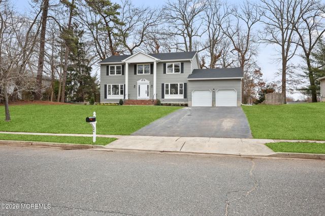 44 Sandpiper Drive, Manalapan, NJ 07726