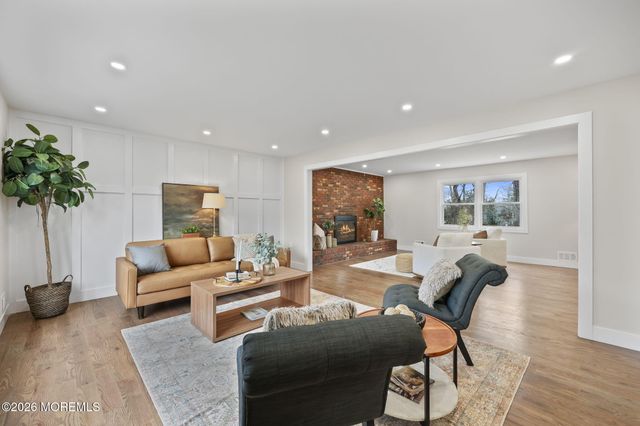 44 Sandpiper Drive, Manalapan, NJ 07726