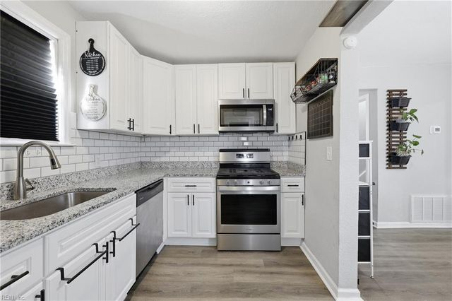 6361 Dove ST, Norfolk, VA 23513