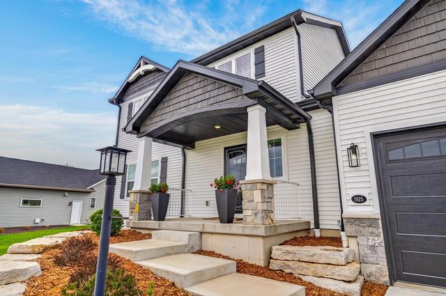 1925 Grieg Drive, Mount Horeb, WI 53572