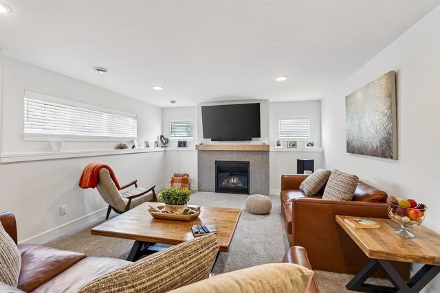 1925 Grieg Drive, Mount Horeb, WI 53572