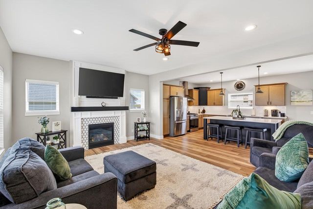 1925 Grieg Drive, Mount Horeb, WI 53572