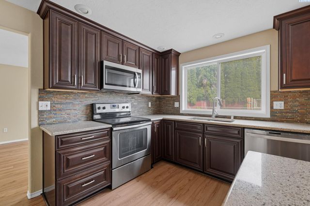 4505 Dayton Ct, Kennewick, WA 99337