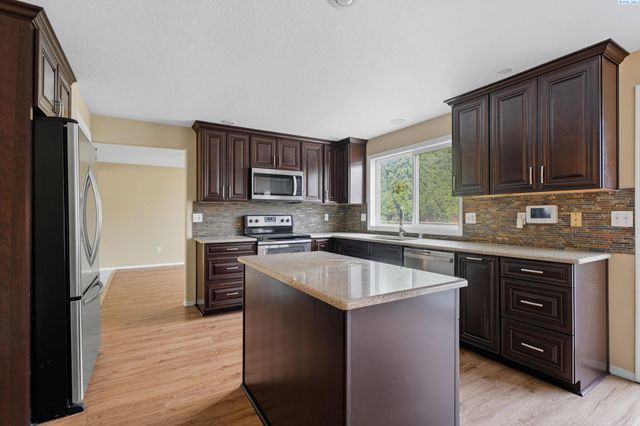 4505 Dayton Ct, Kennewick, WA 99337